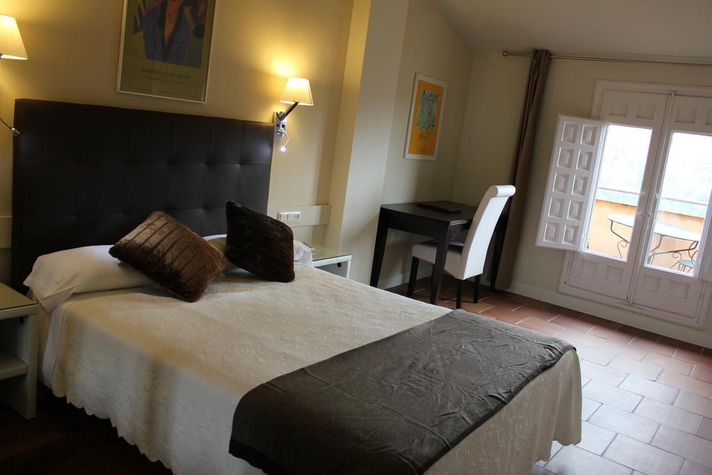 Hotel Leonor De Aquitania Cuenca  Rom bilde