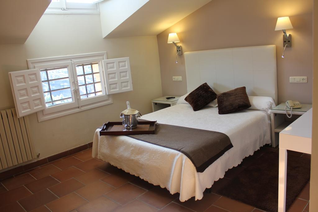 Hotel Leonor De Aquitania Cuenca  Eksteriør bilde